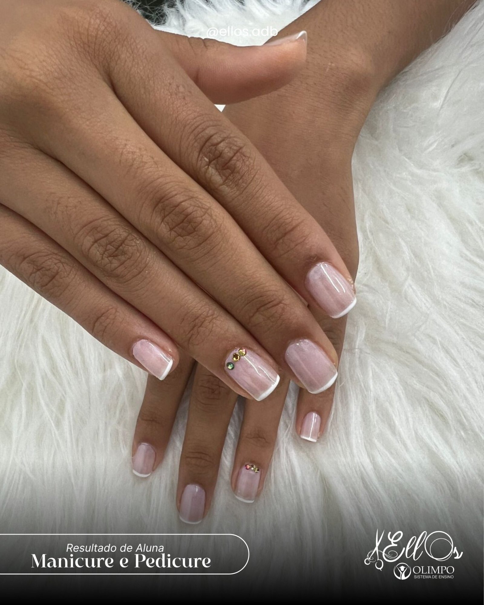 Aula prática do curso de Manicure e Pedicure na Ellos